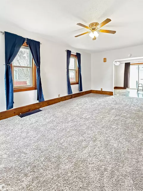 Living - 114 4th St SE, Hampton, IA 50441 photo 2 of 3