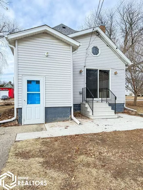 Exterior - 114 4th St SE, Hampton, IA 50441 photo 3 of 3