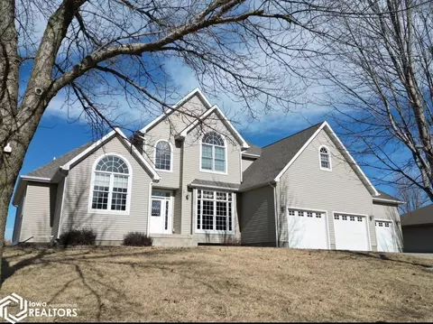 304 W 7th St, Wall Lake, IA 51466