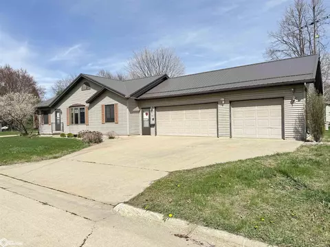 Exterior - 1656 Dorell Dr, Hampton, IA 50441 photo 5 of 5