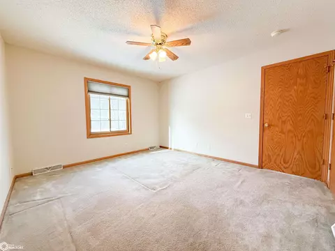Bedroom - 1656 Dorell Dr, Hampton, IA 50441 photo 1 of 11