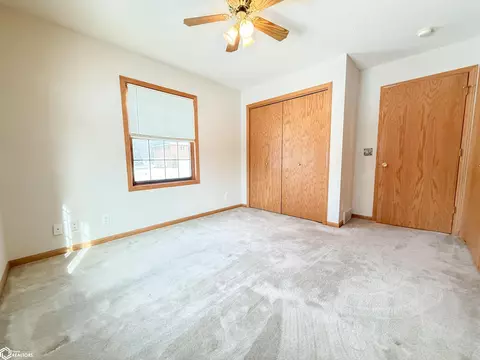 Bedroom - 1656 Dorell Dr, Hampton, IA 50441 photo 5 of 11