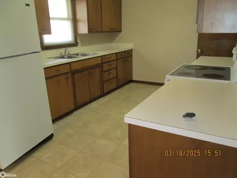 204 E 10th St, Atlantic, IA 50022 photo 5