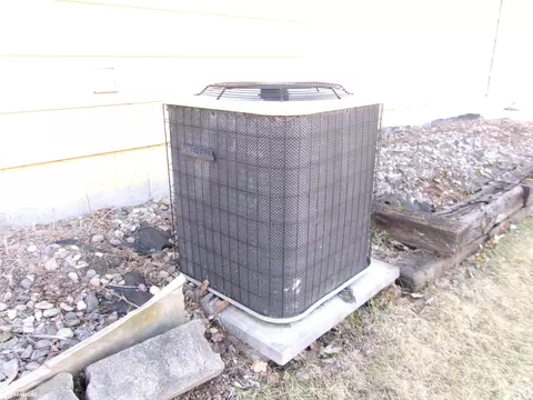 204 E 10th St, Atlantic, IA 50022 photo 22