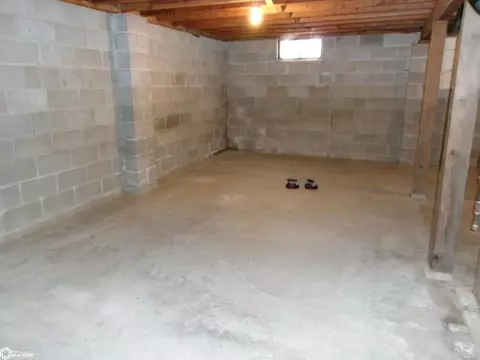 204 E 10th St, Atlantic, IA 50022 photo 18