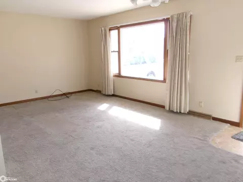 204 E 10th St, Atlantic, IA 50022 photo 7
