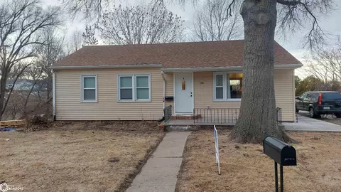 301 S 5th St, Red Oak, IA 51566