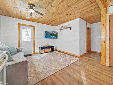 Living - 802 2nd St NW, Hampton, IA 50441 photo 1 of 2