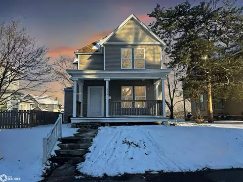 216 S Gunnison St, Burlington, IA 52601
