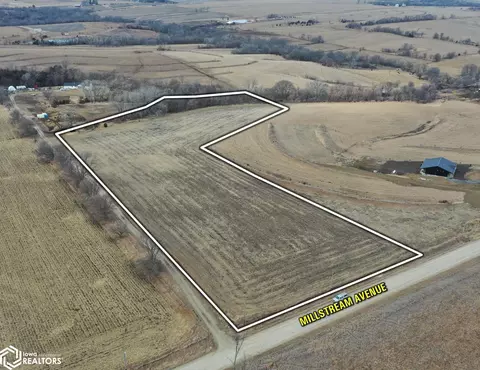 2743 Millstream Ave, Peru, IA 50222