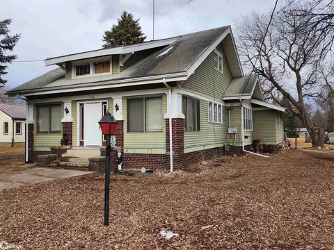 504 Willow St, Battle Creek, IA 51006