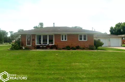 38 Kingsley Dr, Ottumwa, IA 52501