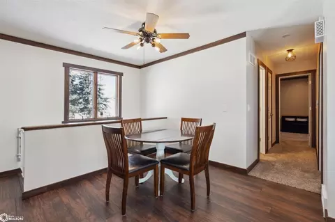 702 18th Street Pl, Nevada, IA 50201 photo 7