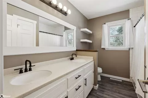 702 18th Street Pl, Nevada, IA 50201 photo 14