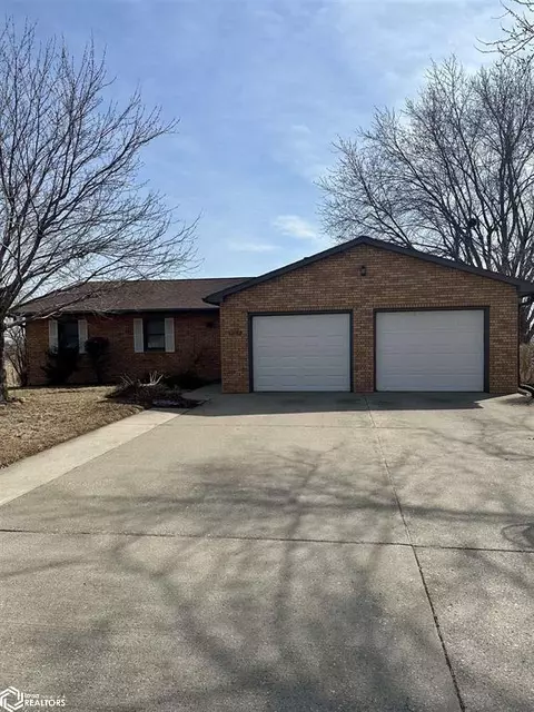 1032 Ridge Rd, Denison, IA 51442