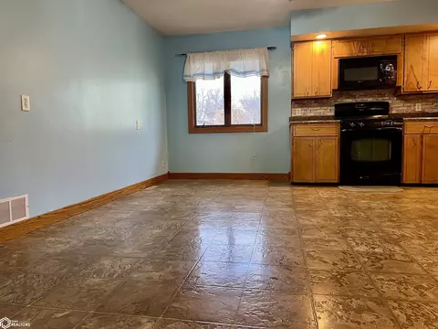 515 State St, Coon Rapids, IA 50058 photo 6
