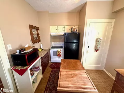 212 E 7th St, Carroll, IA 51401 photo 8