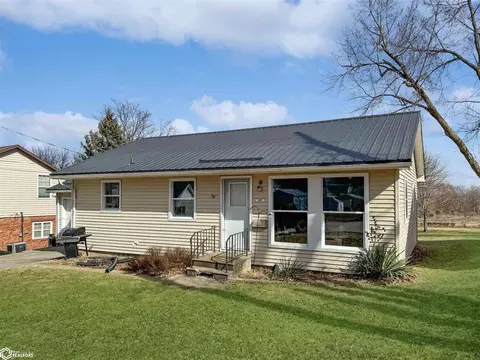 409 Taylor St, Traer, IA 50675