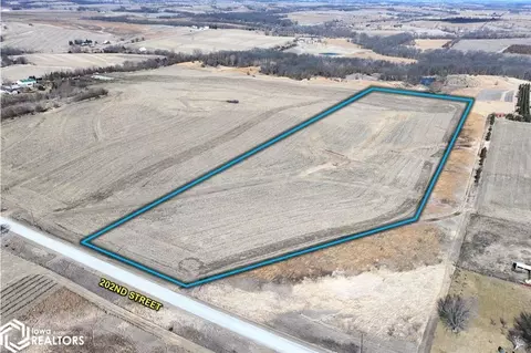 202 Nd Ave, Ainsworth, IA 52201