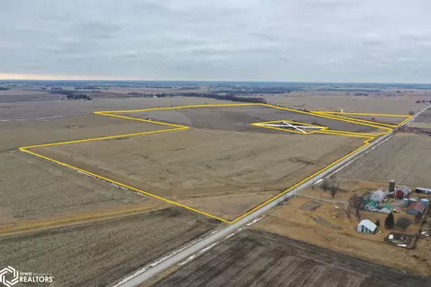 E Airline Hwy, Dunkerton, IA 50626