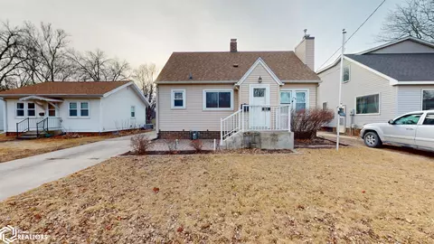 712 N Jackson Ave, Mason City, IA 50401