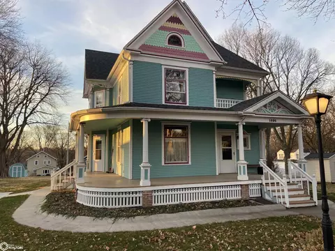 1406 Forest Ave, Red Oak, IA 51566
