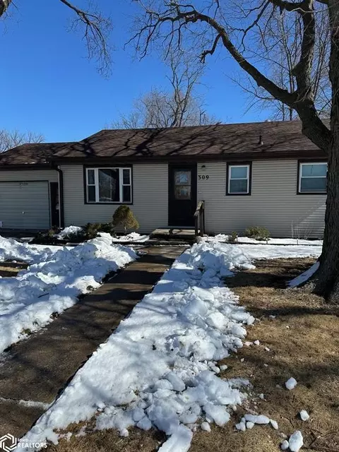 309 School St, Goldfield, IA 50542