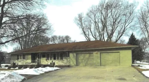116 S Durant St, Algona, IA 50511