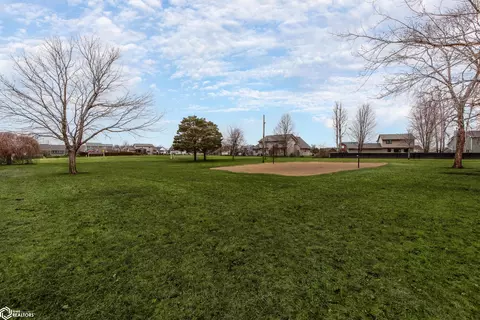 305 Prairie View Dr, Gilbert, IA 50105 photo 31