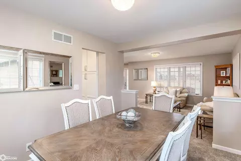 305 Prairie View Dr, Gilbert, IA 50105 photo 7