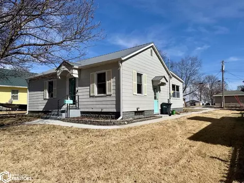 2012 Orchard St, Burlington, IA 52601