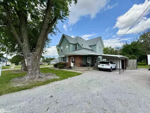 311 W Franklin St, Centerville, IA 52544