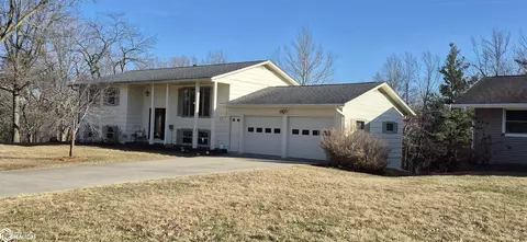 524 Indian Trail Rd, Ottumwa, IA 52501