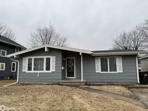 210 E Cass St, Osceola, IA 50213