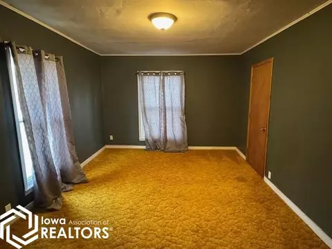 Bedroom - 1024 Drake, Centerville, IA 52544 photo 3 of 3