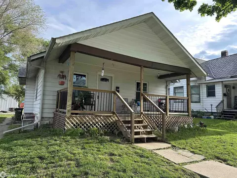 1316 Avenue G, Fort Madison, IA 52627