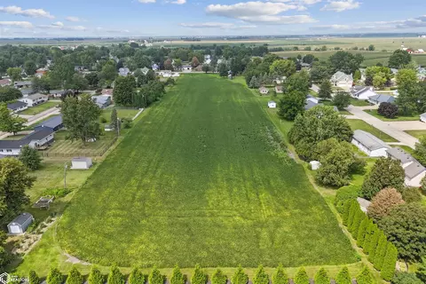 1202 Main St, Mediapolis, IA 25637