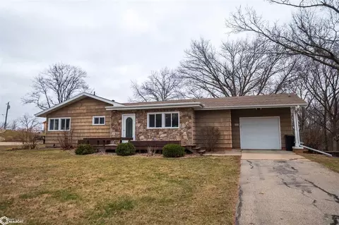 1505 W Olive St, Marshalltown, IA 50158