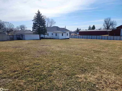 511 E State St, Corydon, IA 50060 photo 26