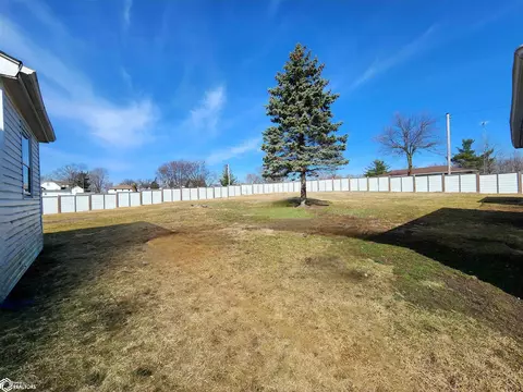 511 E State St, Corydon, IA 50060 photo 32