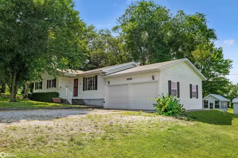 1213 Main St, Montrose, IA 52639