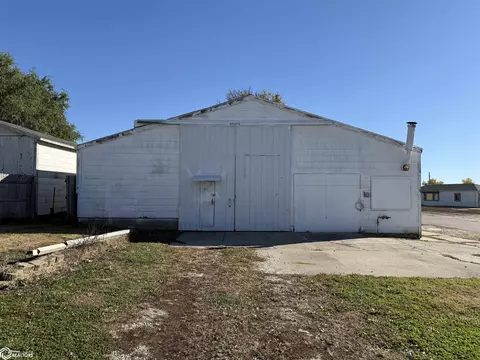 302 Ellen St, Irwin, IA 51446 photo 3