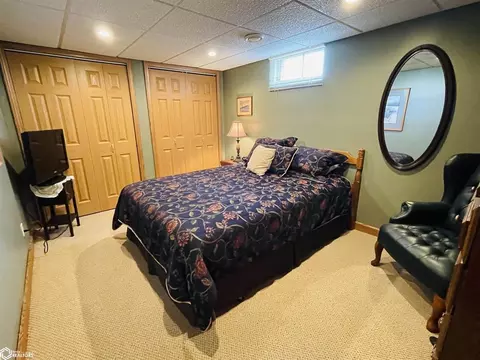 Bedroom - 1065 1st St, Gladstone, IL 61437 photo 9 of 10