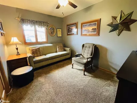 Bedroom - 1065 1st St, Gladstone, IL 61437 photo 5 of 10