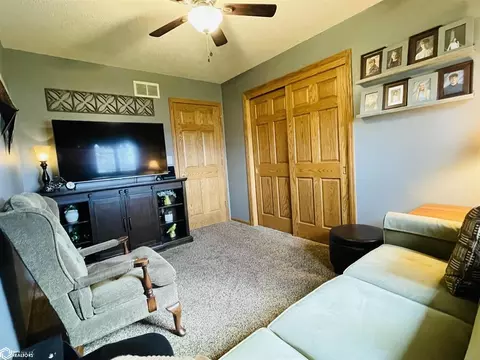 Bedroom - 1065 1st St, Gladstone, IL 61437 photo 6 of 10