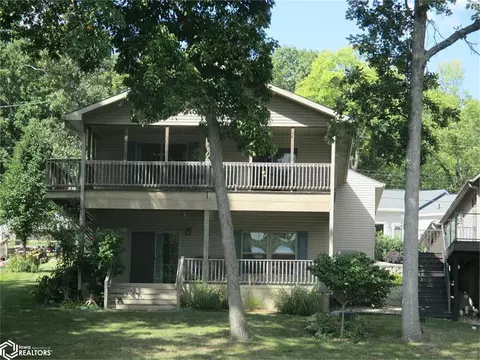 206 Horseshoe Dr, Montezuma, IA 50171