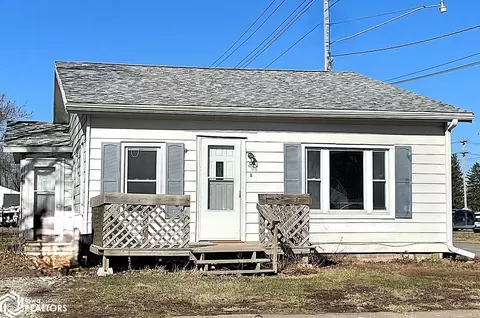 406 N 4th St, Montezuma, IA 50171