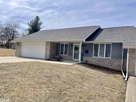 511 E Division St, Audubon, IA 50025