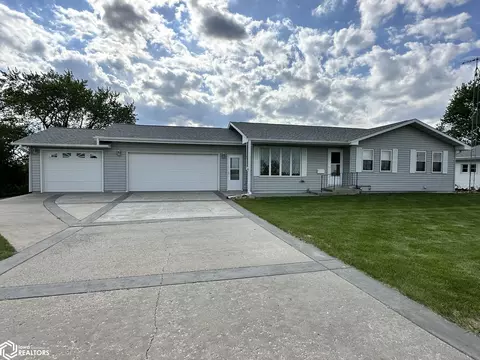 2017 Quincy St, Corning, IA 50841