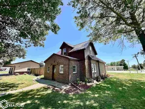 108 E South St, Ollie, IA 52576